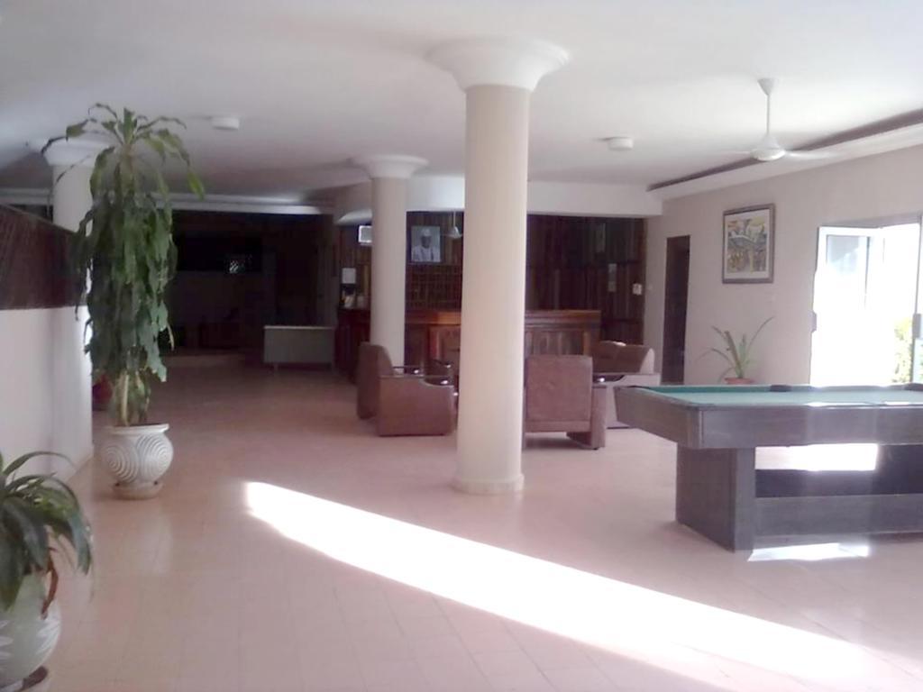 Mansea Beach Hotel Kololi Exteriör bild